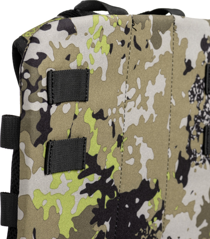 Blaser Ultimate Backbone HunTec Camo Detail