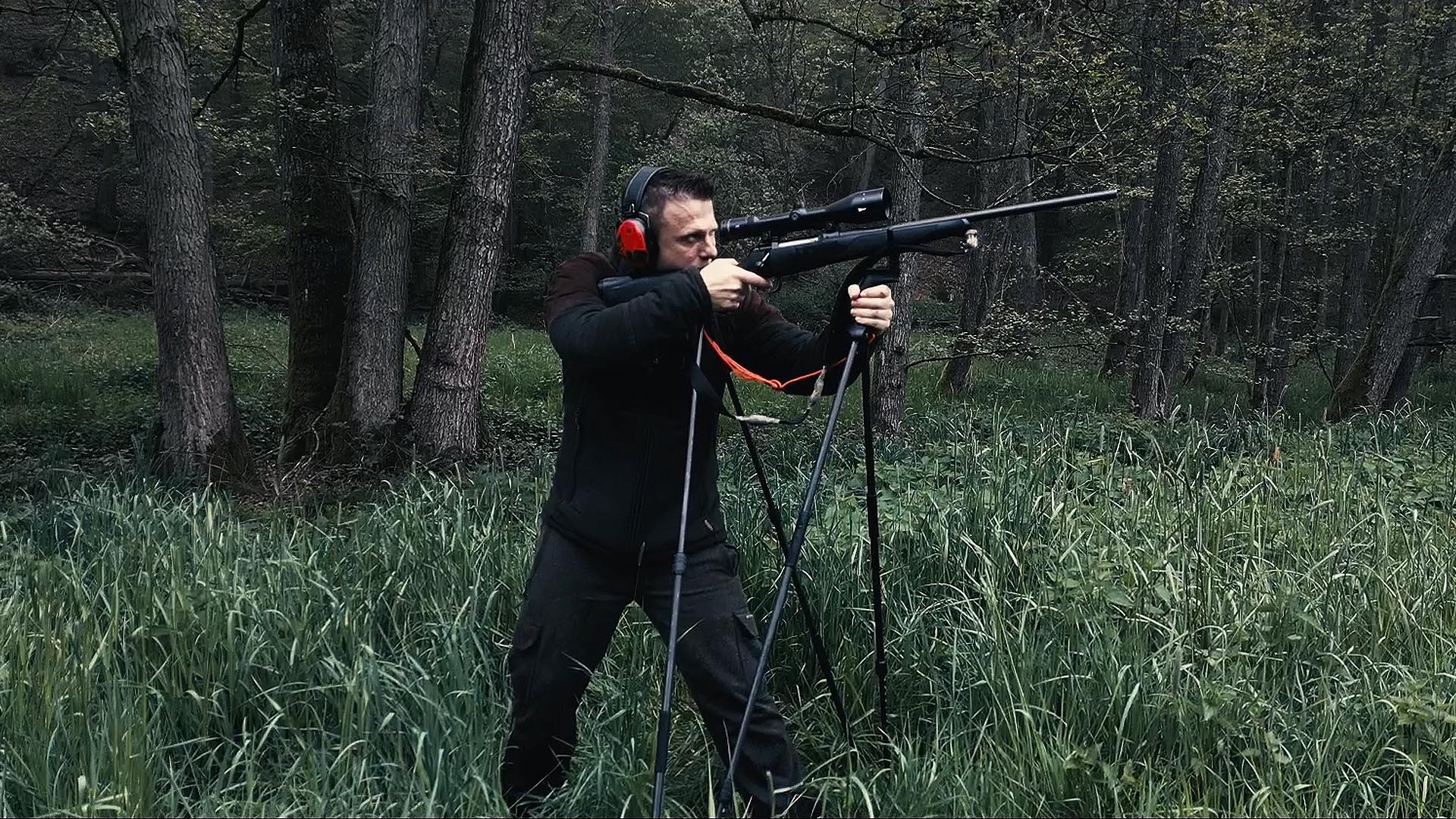 Waffe einschie&szlig;en