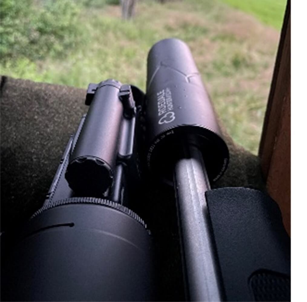 Nitehog Viper an der Waffe