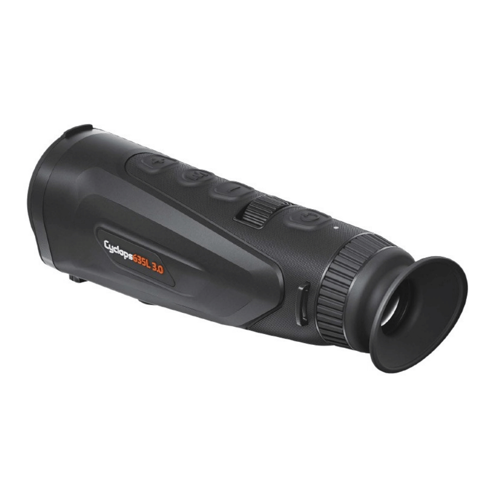 ThermTec Cyclops 635L 3.0 seitlich hinten