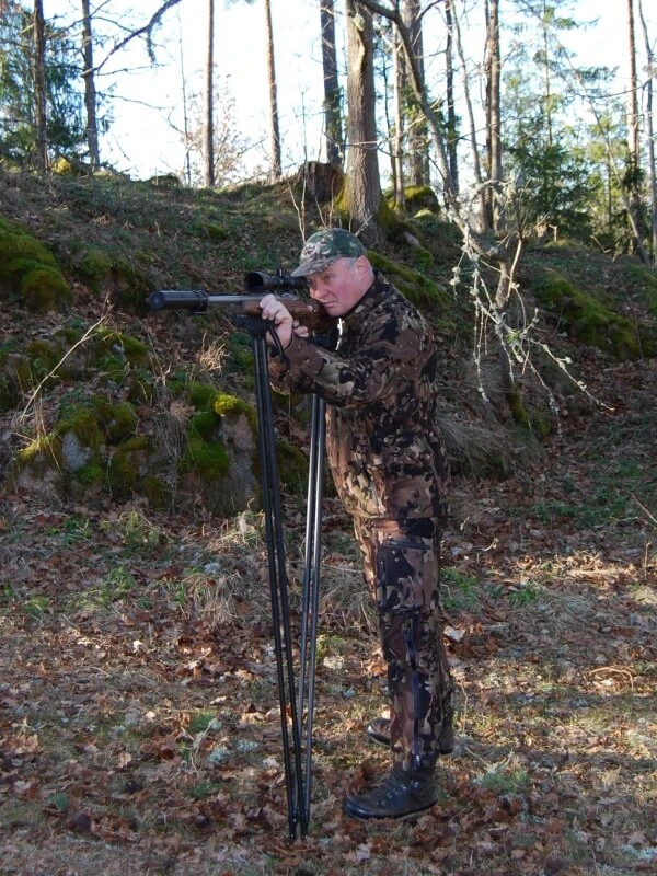 Viper-Flex Zielstock STYX Pro Carbon + stehend zusammengeklappt